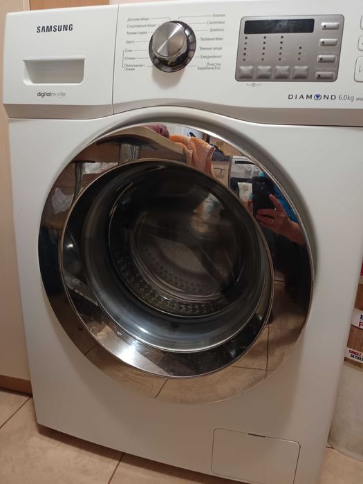Продам стиральную машину Samsung под ремонт или на запчасти.