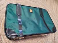 Walizka CBS elegancka 54x36x21 cm zamykana na klucz