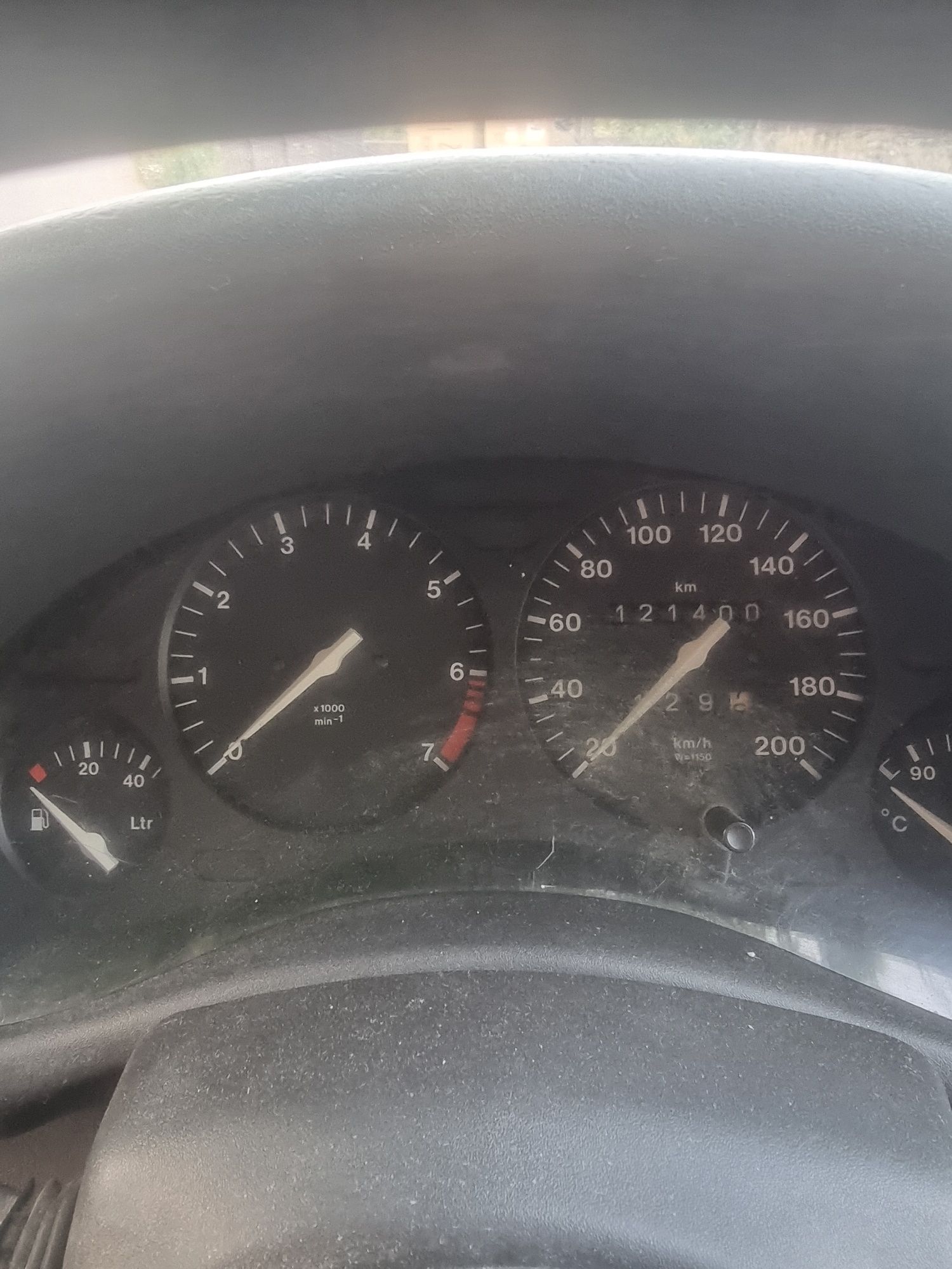 Opel corsa 1.4 si