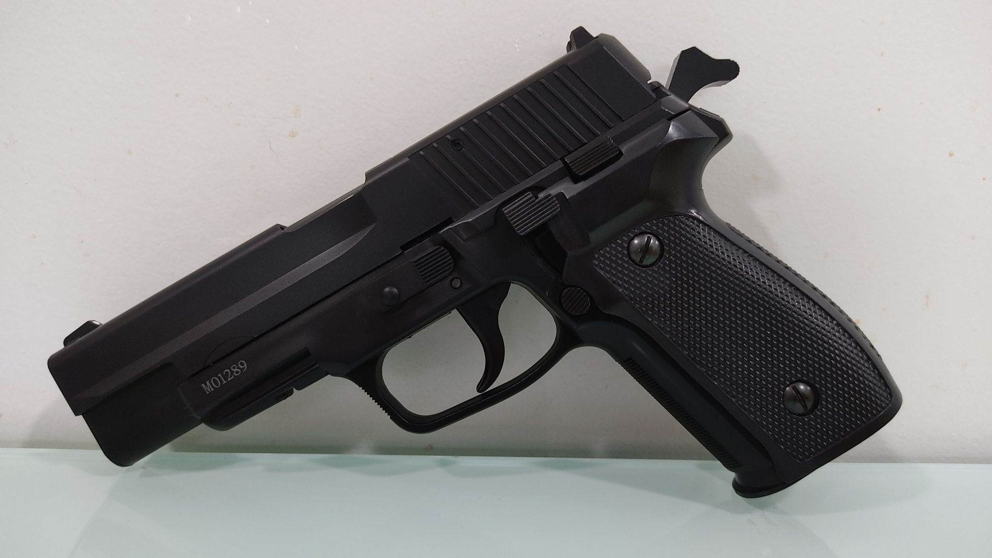 Pistola Airsoft P226 NOVA