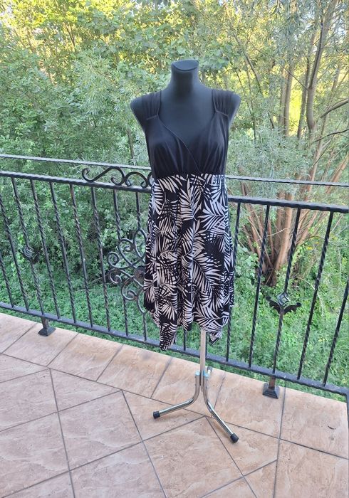 Sukienka midi imprezowa koktajlowa Kaleidoscope rozmiar XL 42