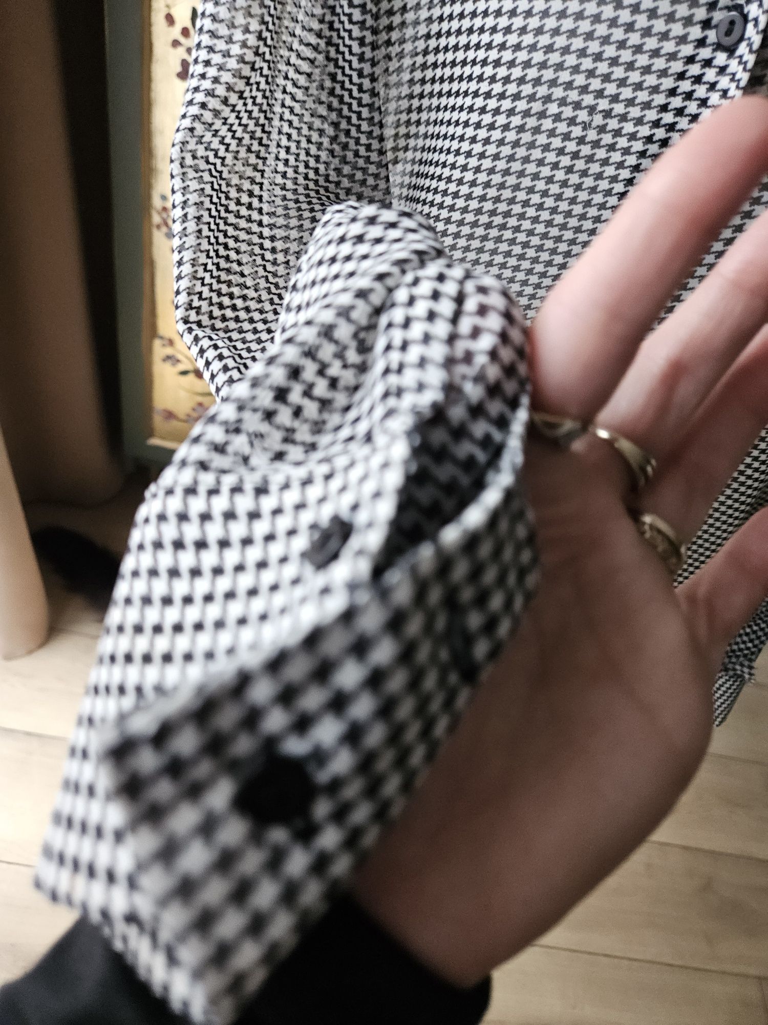 Damska koszula Zara z kołnierzykiem w pepitkę - czarno-biała casual
