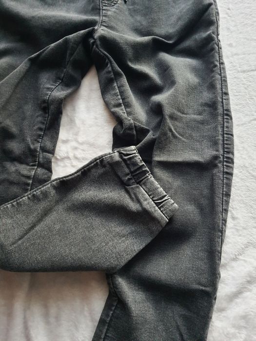 Joggery damskie Cropp