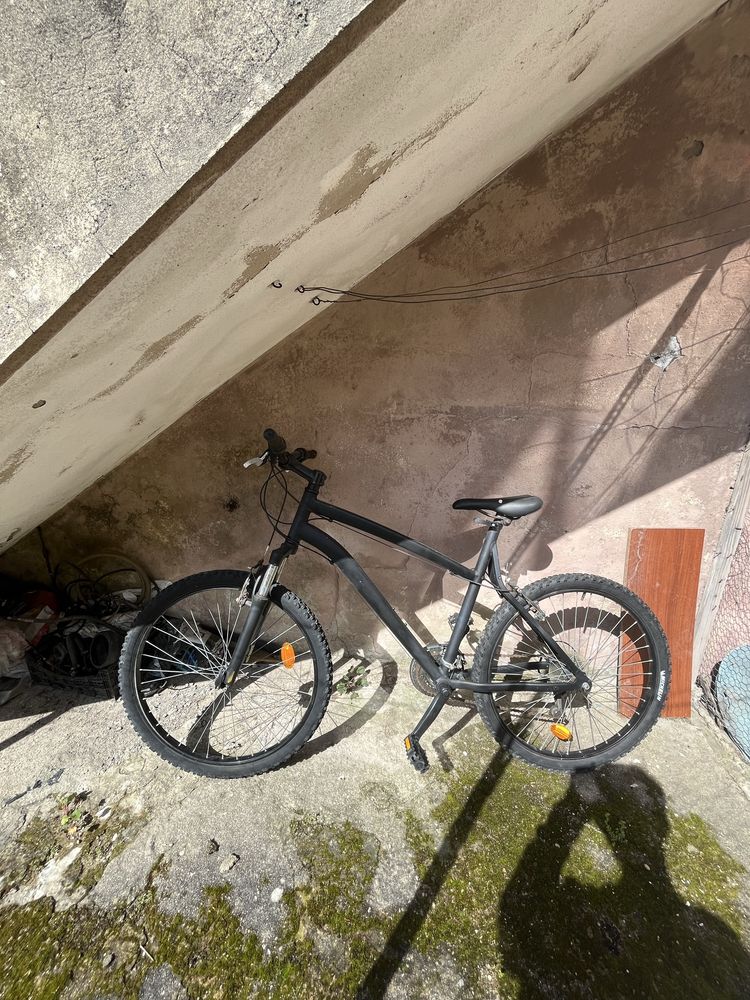Bicicleta com pouco uso