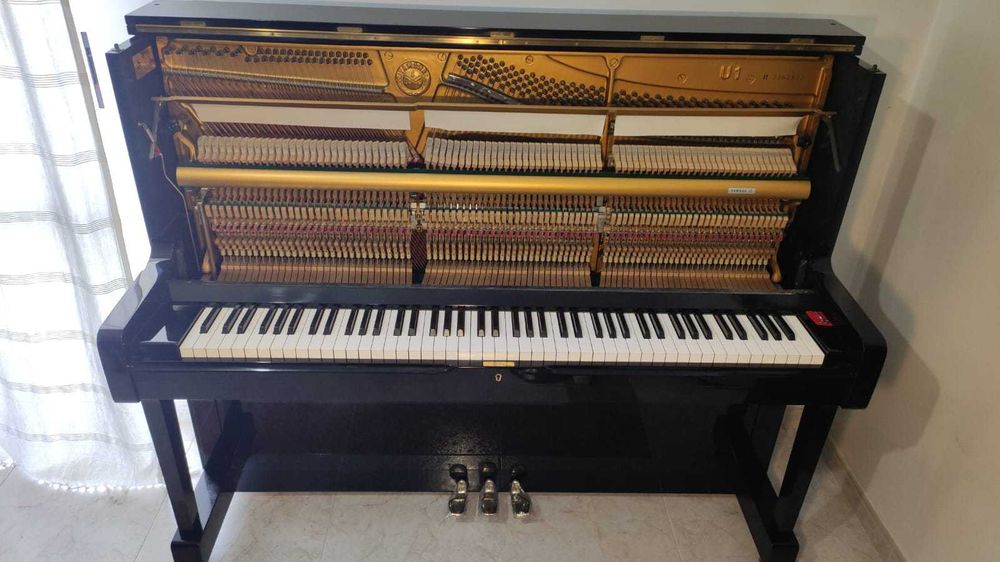 Piano Vertical Yamaha U1