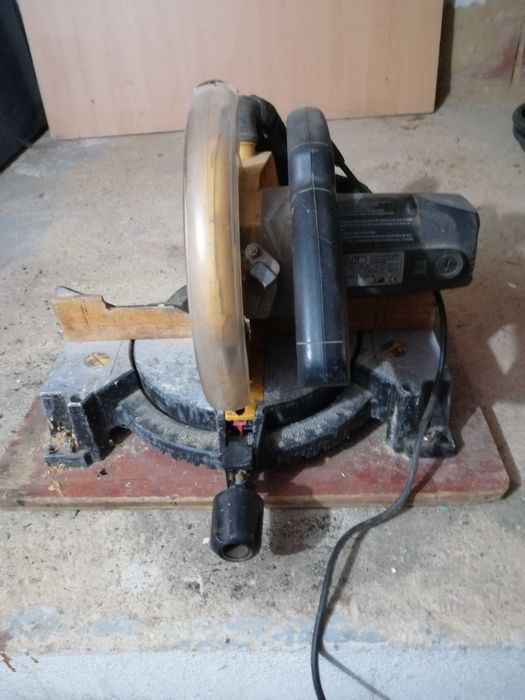 serra elétrica profissional black-decker