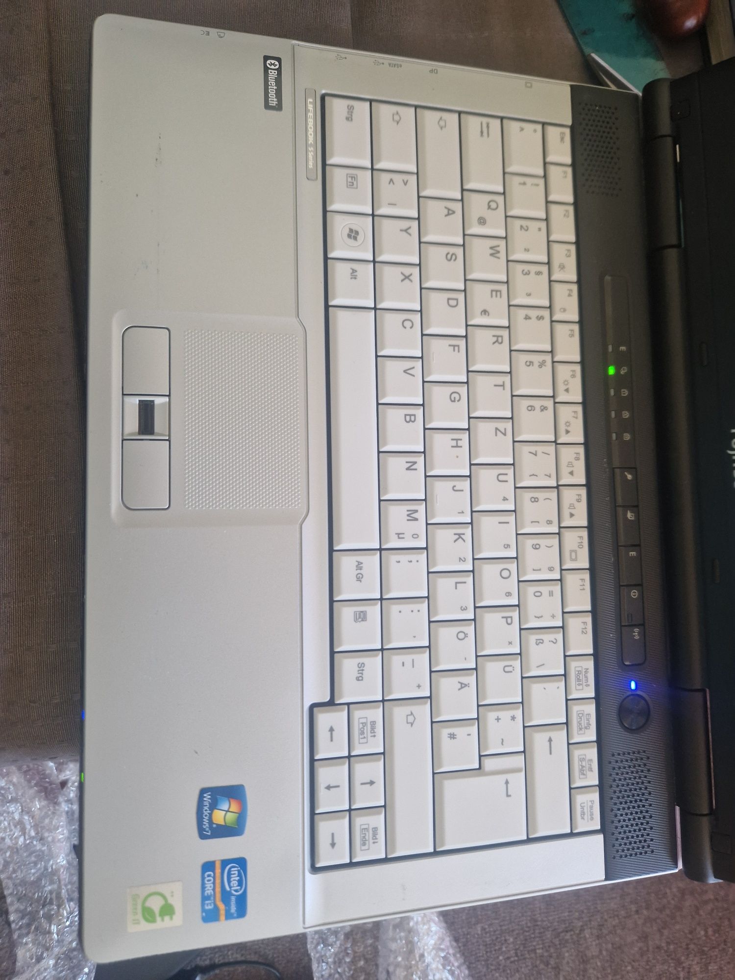 Laptop Fujitsu S751 I3 8GB DDR3 128 GB SSD Win10 64Bit