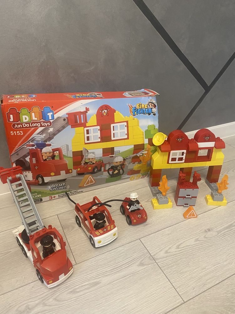 Jdlt fire fifter 5153 пожежна lego duplo