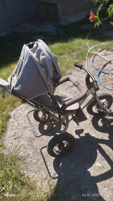 Дитячий триколісний велосипед