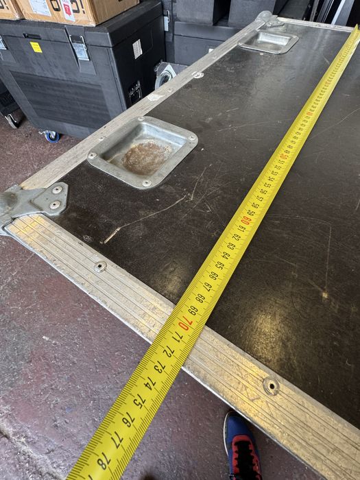 Skrzynia transportowa na sprzet sceniczny