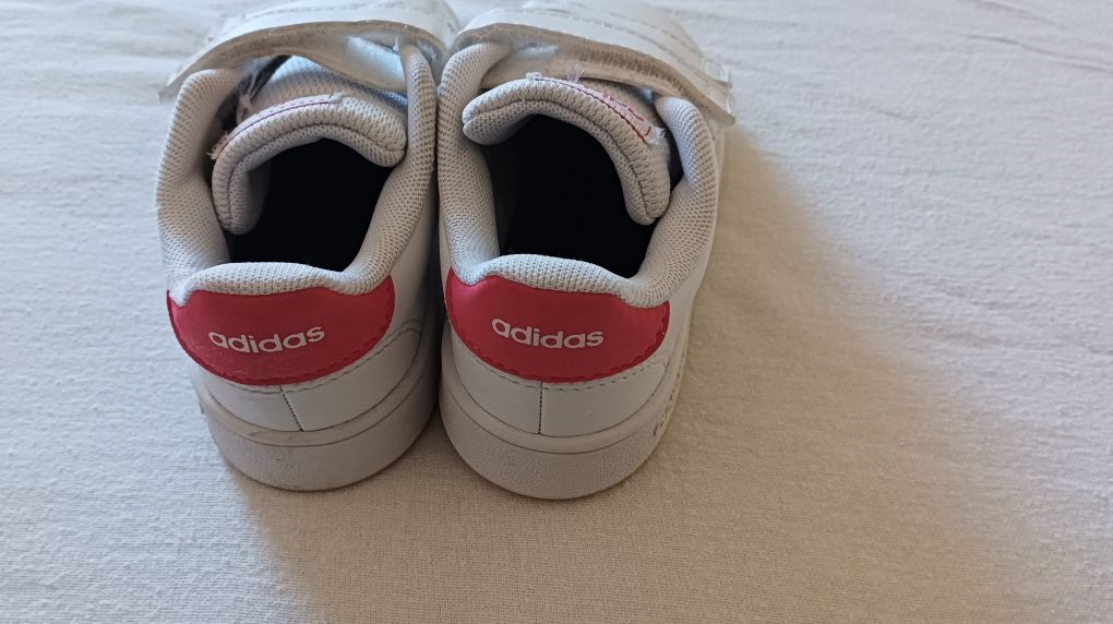 Tenis Adidas Menina