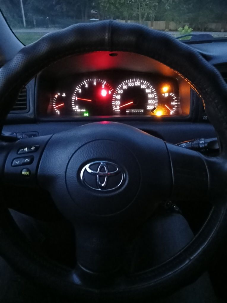 TOYOTA corola 2L D-4D
