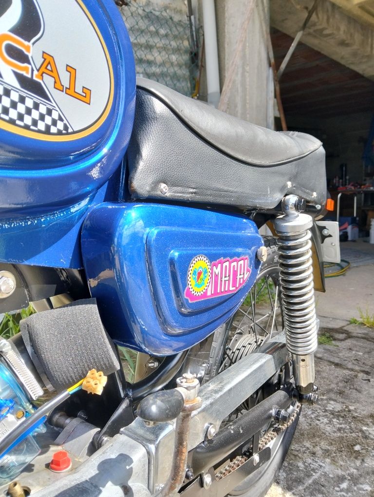 Macal M70 motorizada