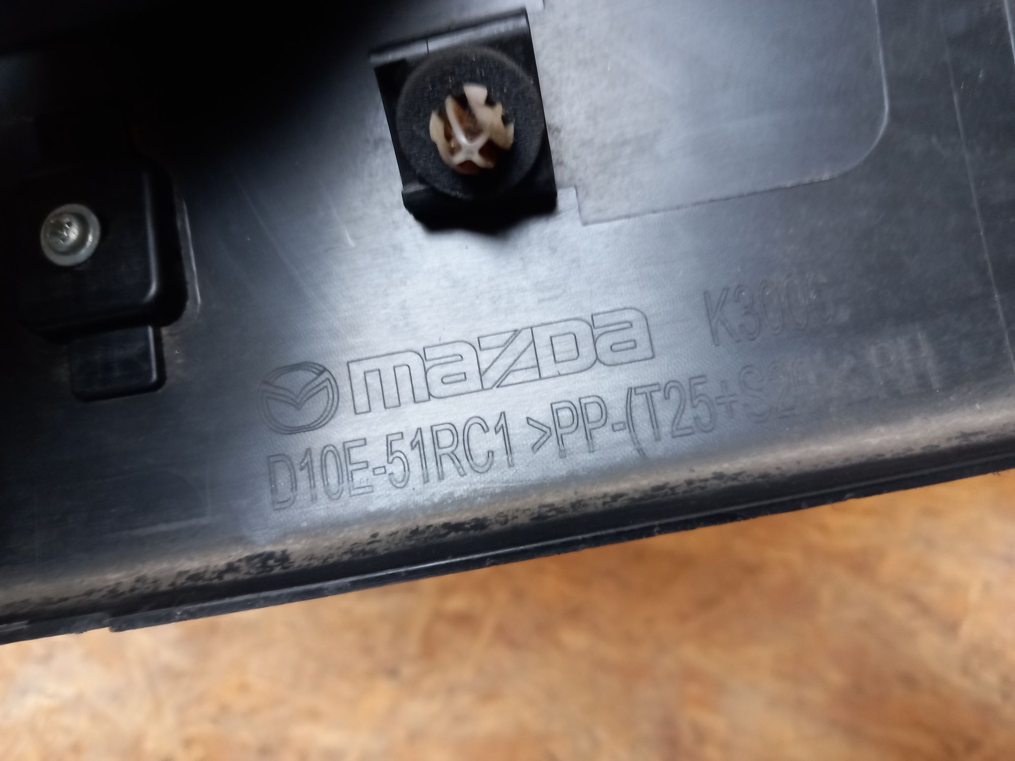 Listwa prawa tył chrom Mazda CX 3
