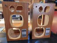 Obudowa kolumn  GRUNDIG AKTIV-BOX 40