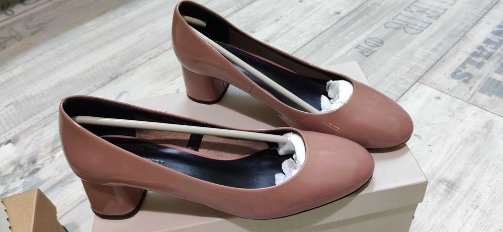 Жіноче взуття Туфли VittoRossi, женская обувь