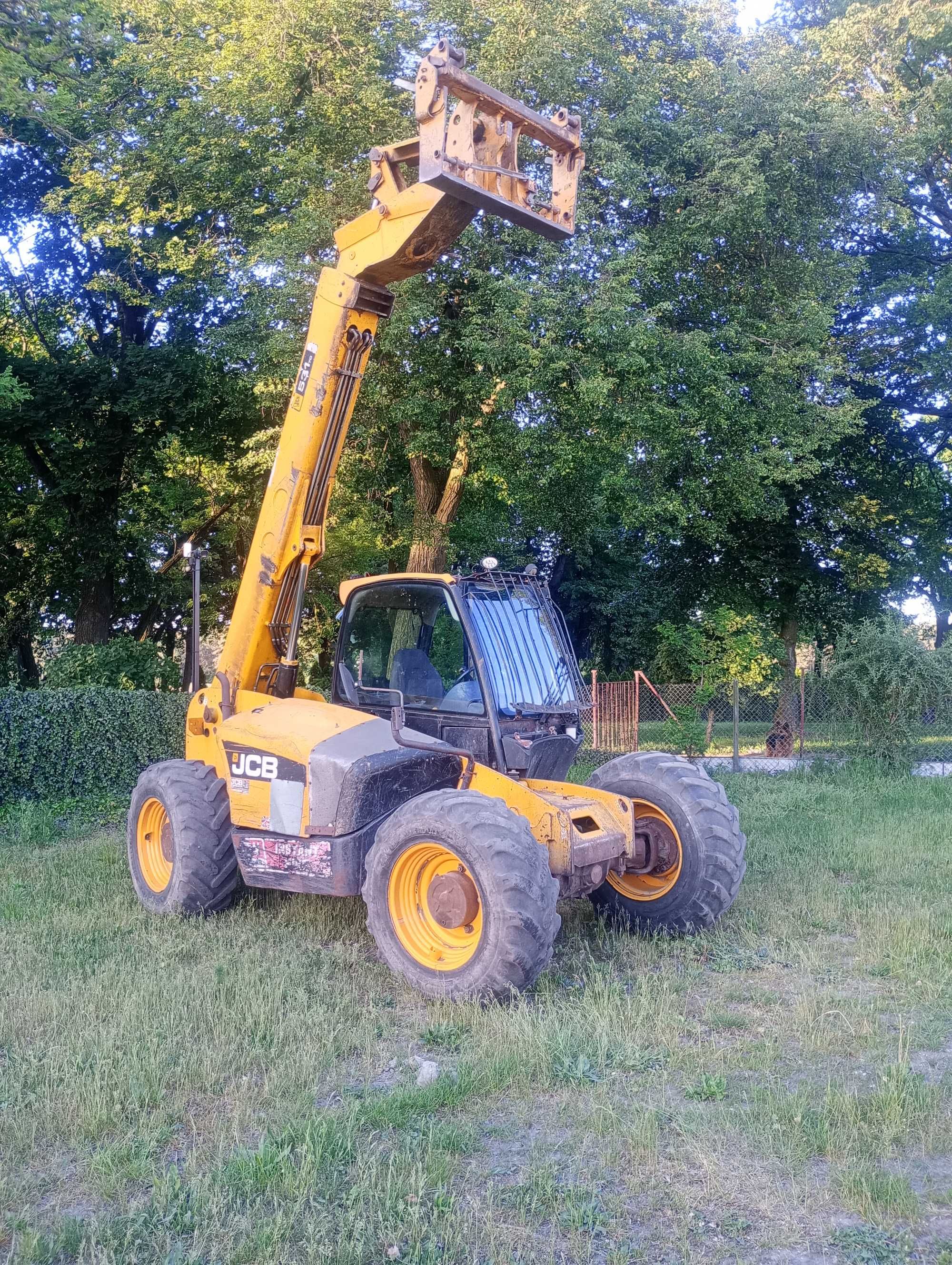 Ładowarka teleskopowa JCB 531-70