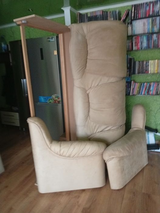 Диван б/у, в хорошем состоянии,