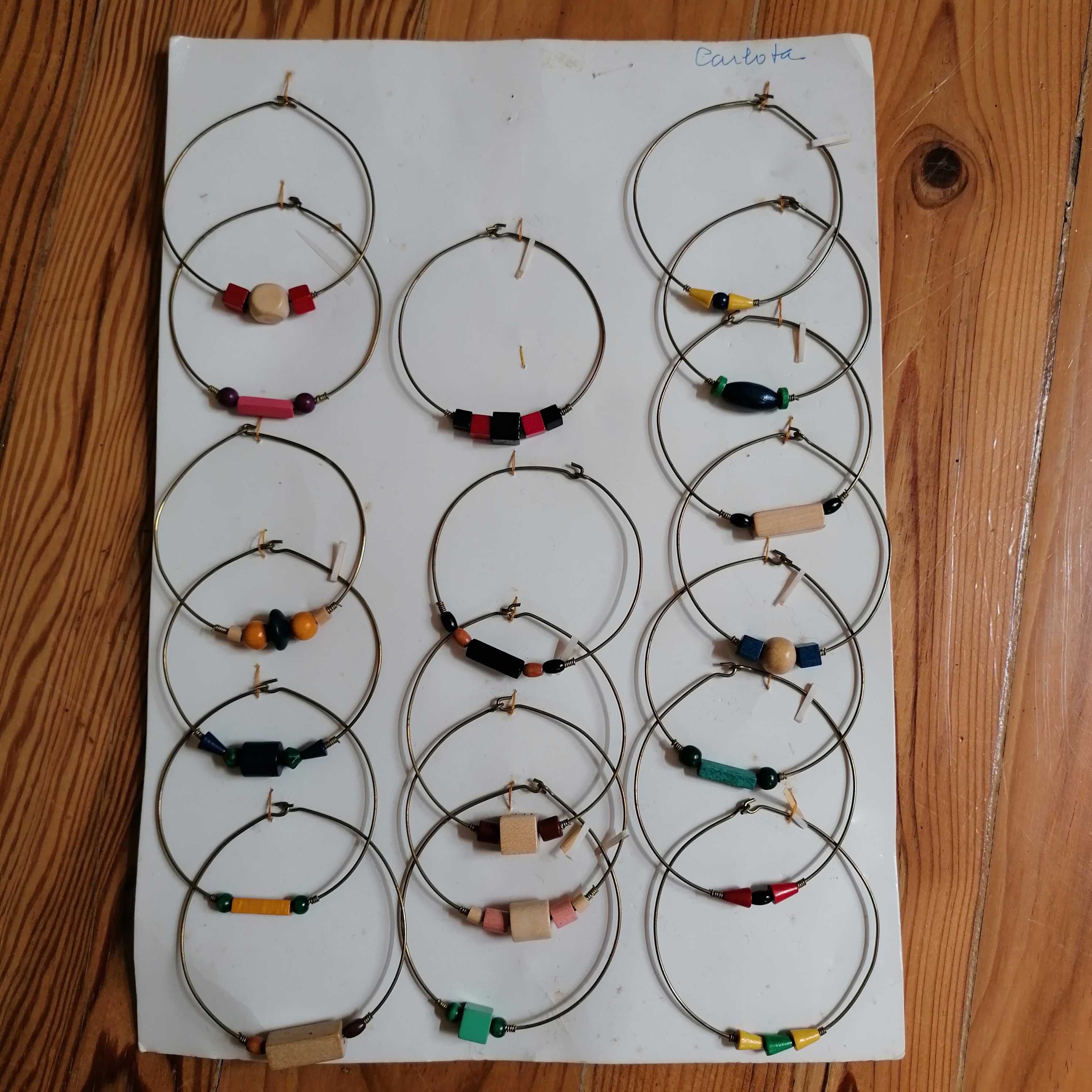 28 pares de brincos + 18 pulseiras + 9 colares NOVOS