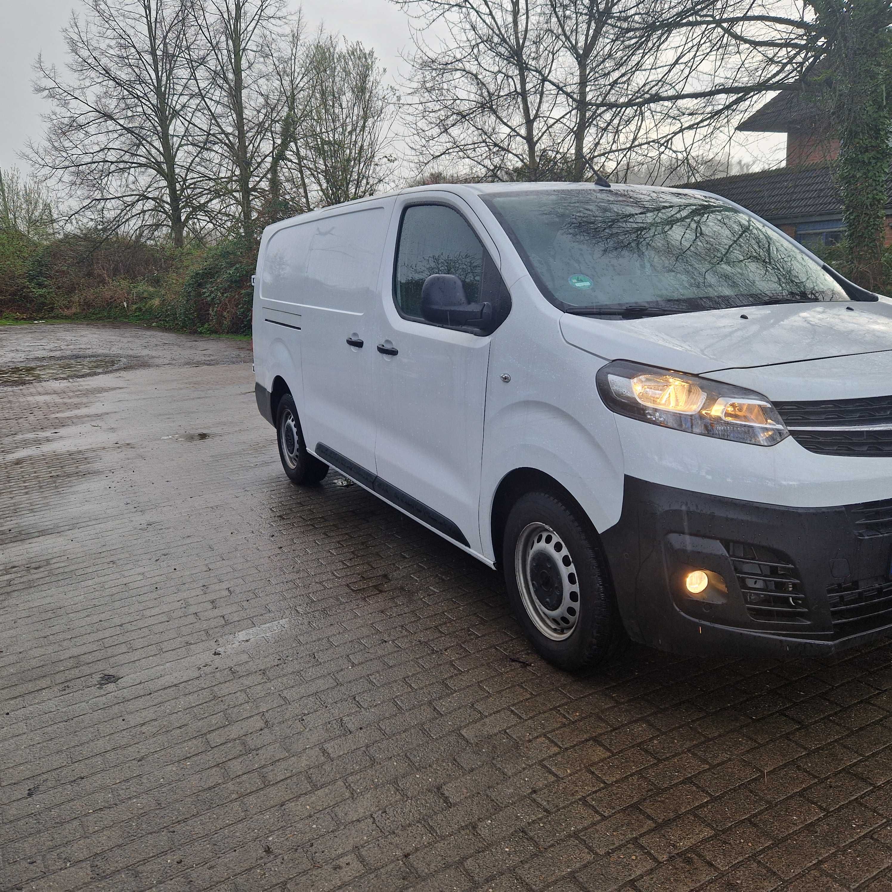 Opel Vivaro edition 2021