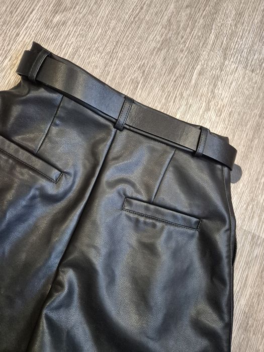 Шорти чорні шкіряні р.XS