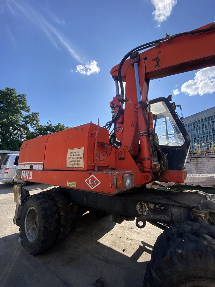 продам єкскаватор O&K срочно jcb,caterpiller