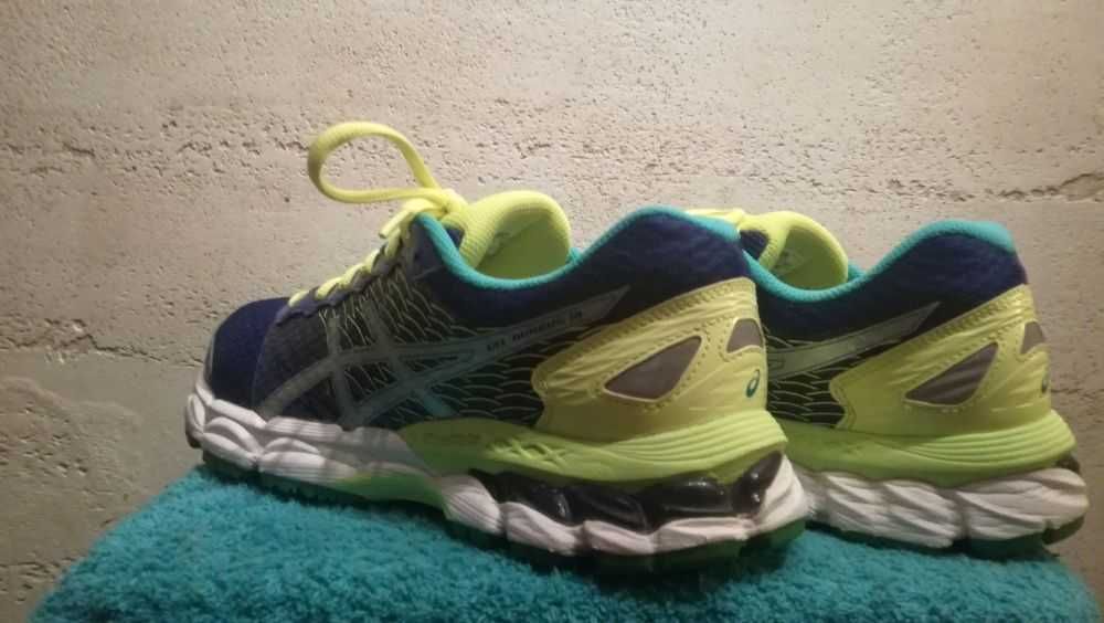 Buty do biegania ASICS GEL NIMBUS 18 r.40 stan bardzo dobry