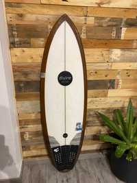 Surfboard almost new - around 375€ - single fin or quad - Divine