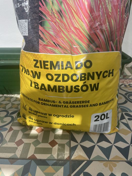 Ziemia bigos z nawozem do traw ozdobnych i bambusów - 10 litrów