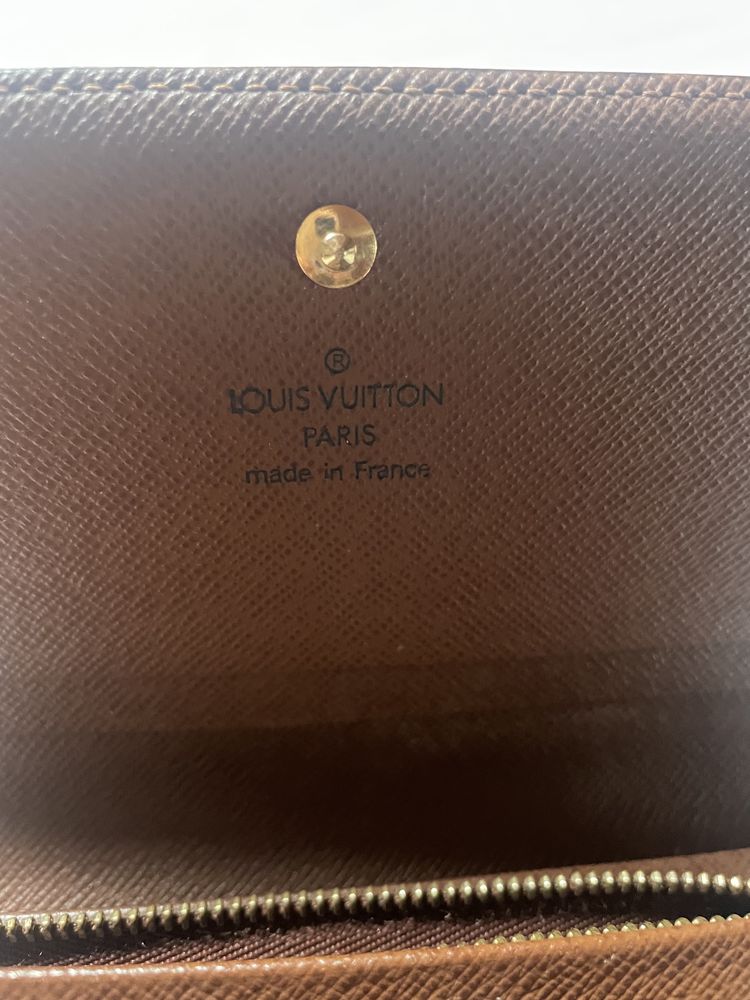 Porta-moedas Louis Vuitton Original.