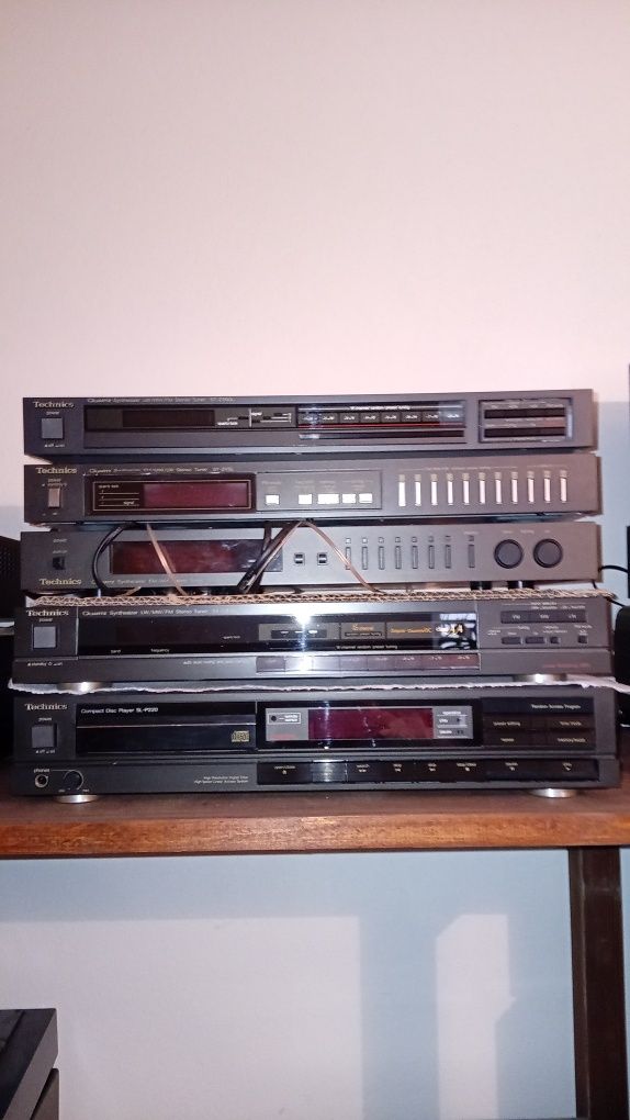 Leitor Cd Technics SL-P220