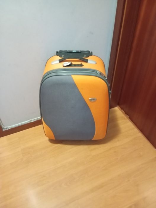Vendo mala de viagem, mala de  cabine
