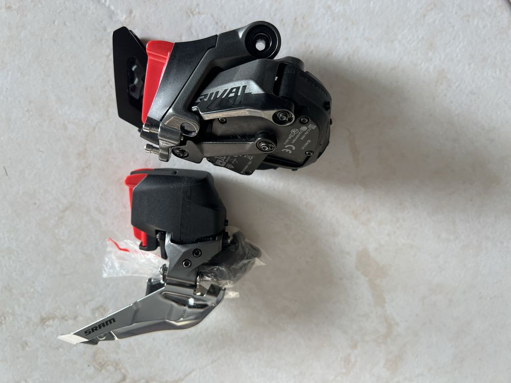 Cambio dianteiro e traseiro Sram Rival 12v (novo)
