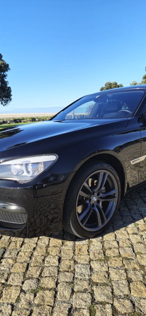 BMW 740 D PACK M ( IMPECAVEL )