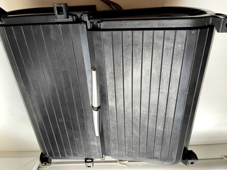 Продам підстаканники на BMW x5 e70