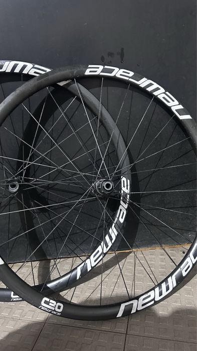 Rodas New race C30 estrada/gravel
