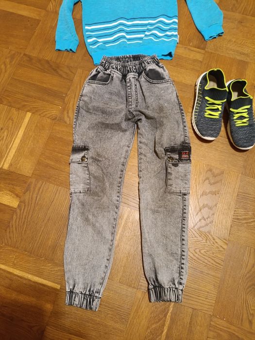 Кросівки -устілка 22 см + одяг