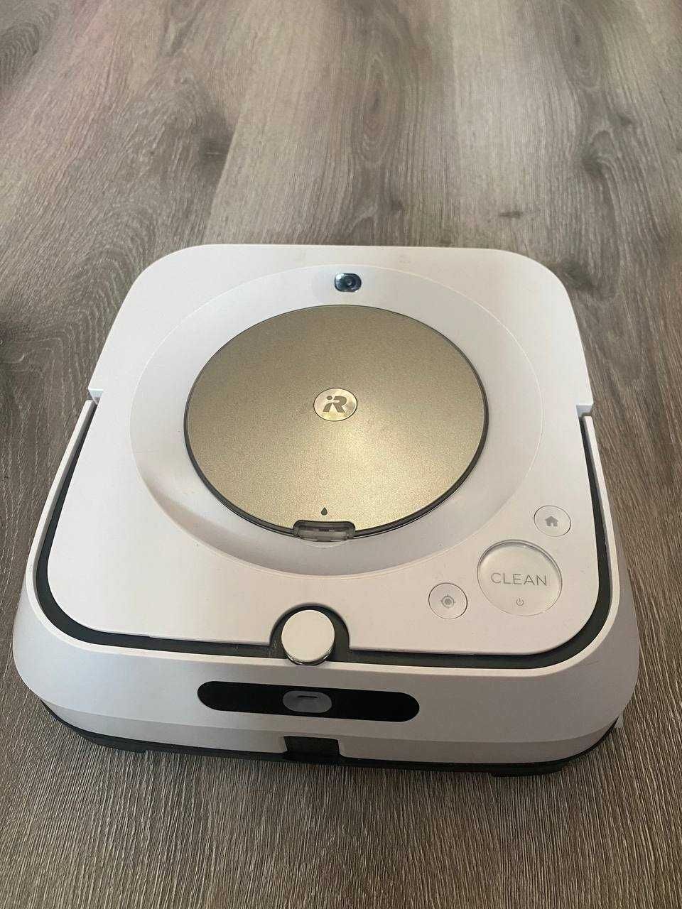 Миючий робот-пилосос IRobot Braava jet m6