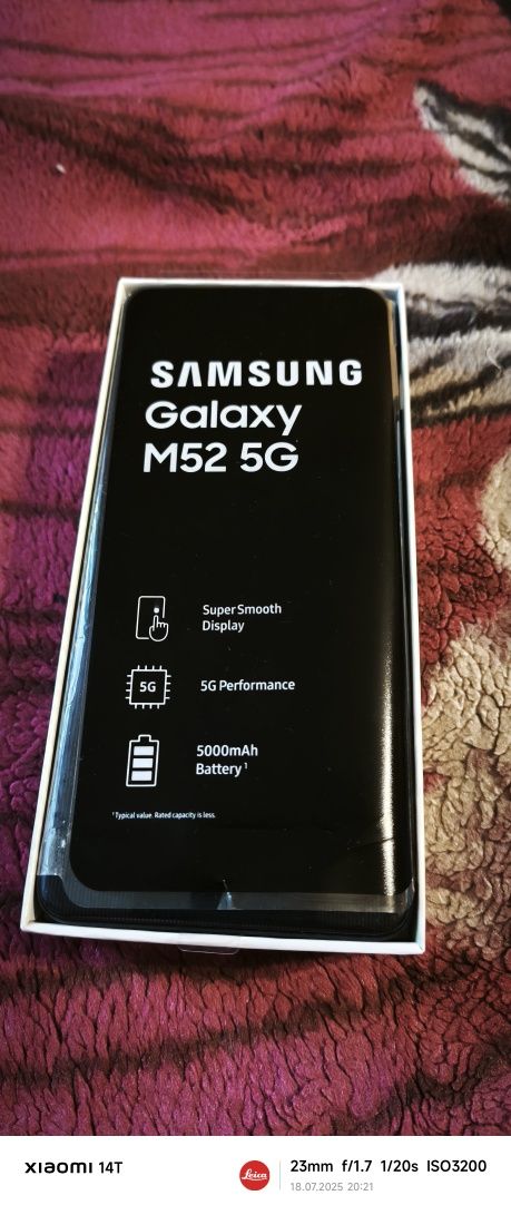 Galaxy M 52 5G,состояние отличное. NFC,отпечаток пальца.Только Наложен