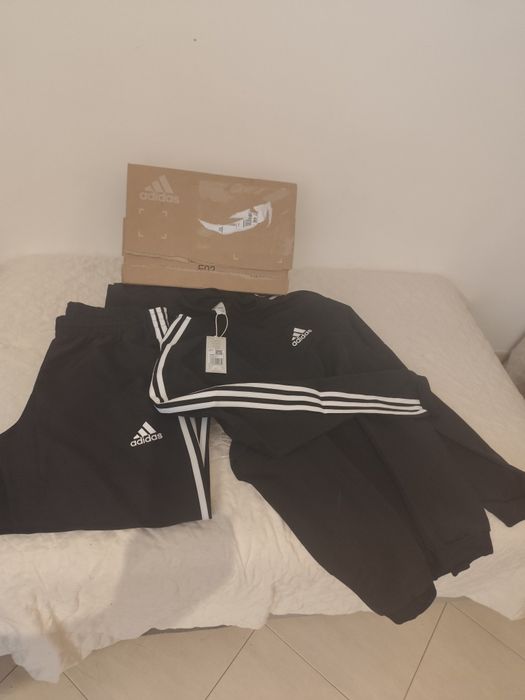 Fato treino Adidas Novo com Etiquetas