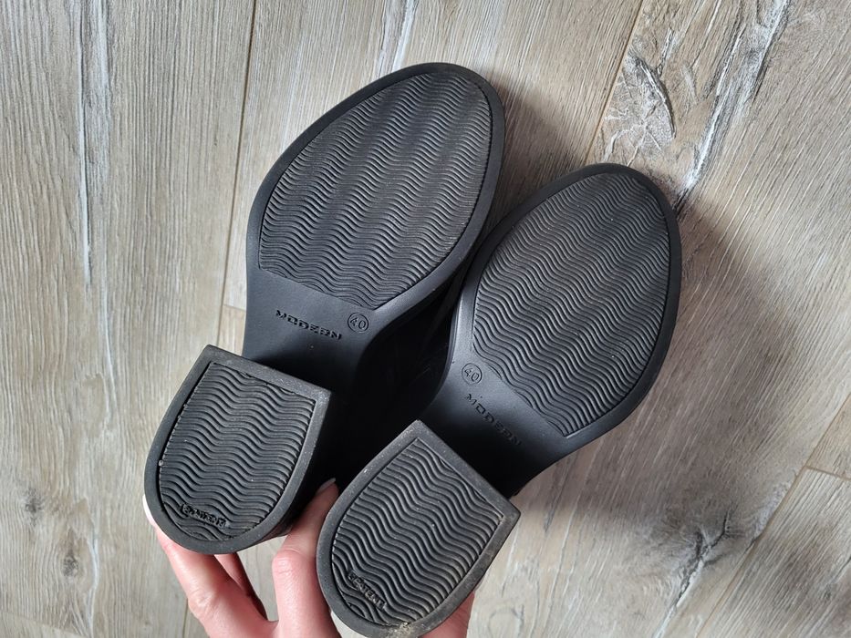 Ботільйони сапожки черевики демісезон