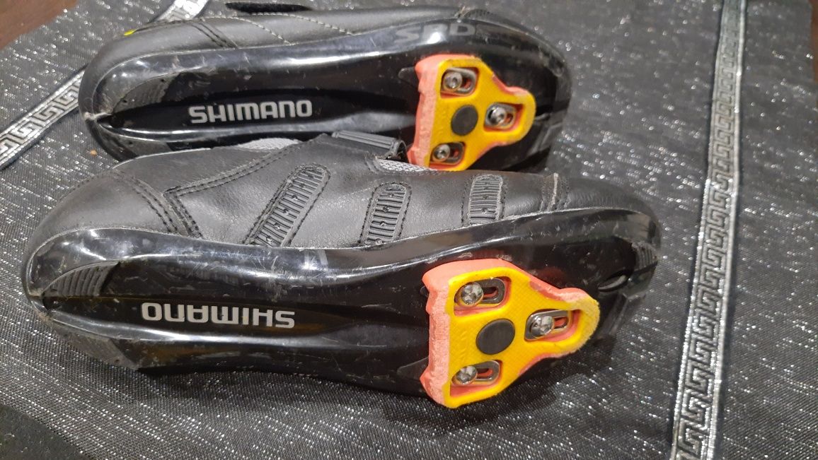 Buty rowerowe firmy SHIMANO