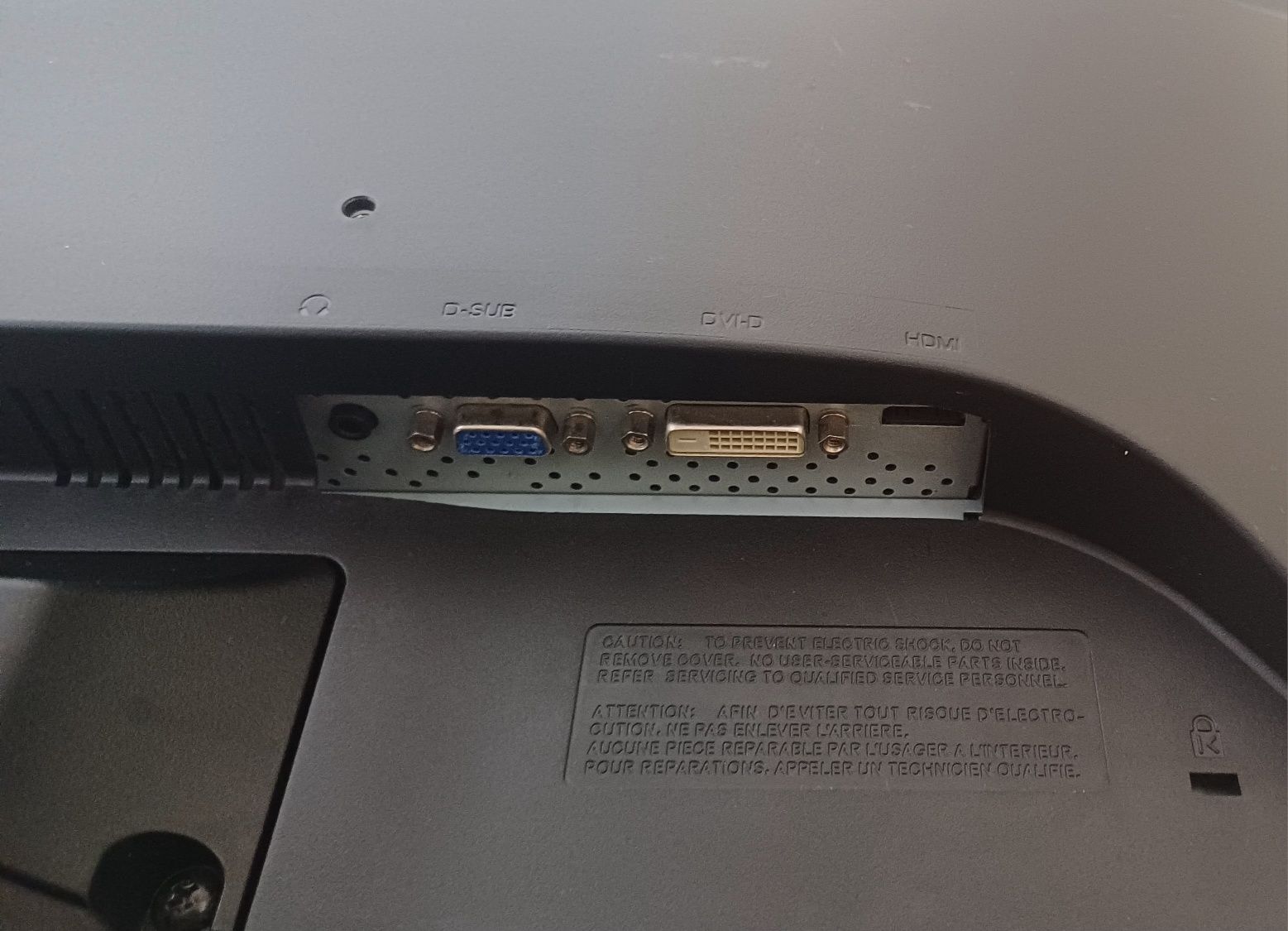 Monitor LG Flatron IPS225V-BN