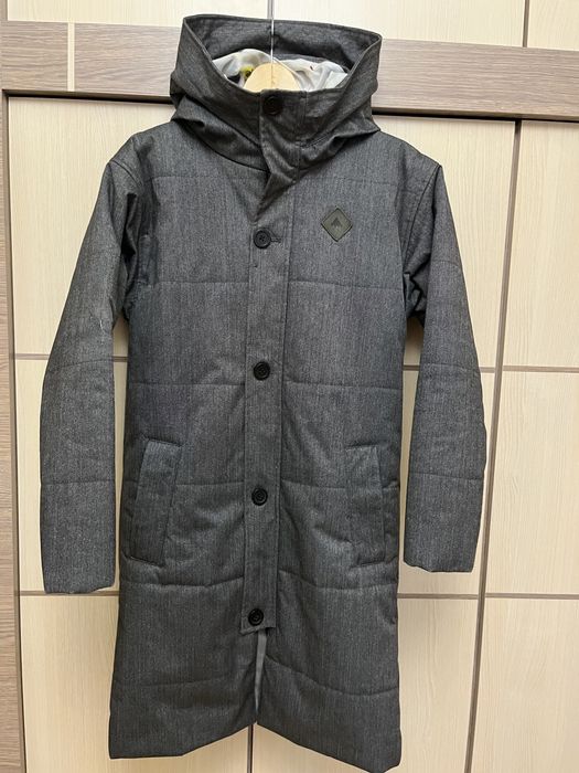 Зимнее пальто,куртка,пуховик BURTON,размер S-M