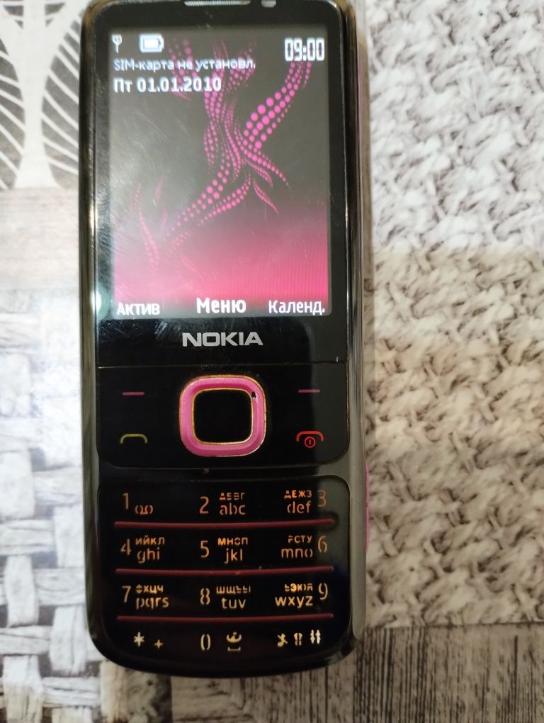 Nokia 6700 pink продам