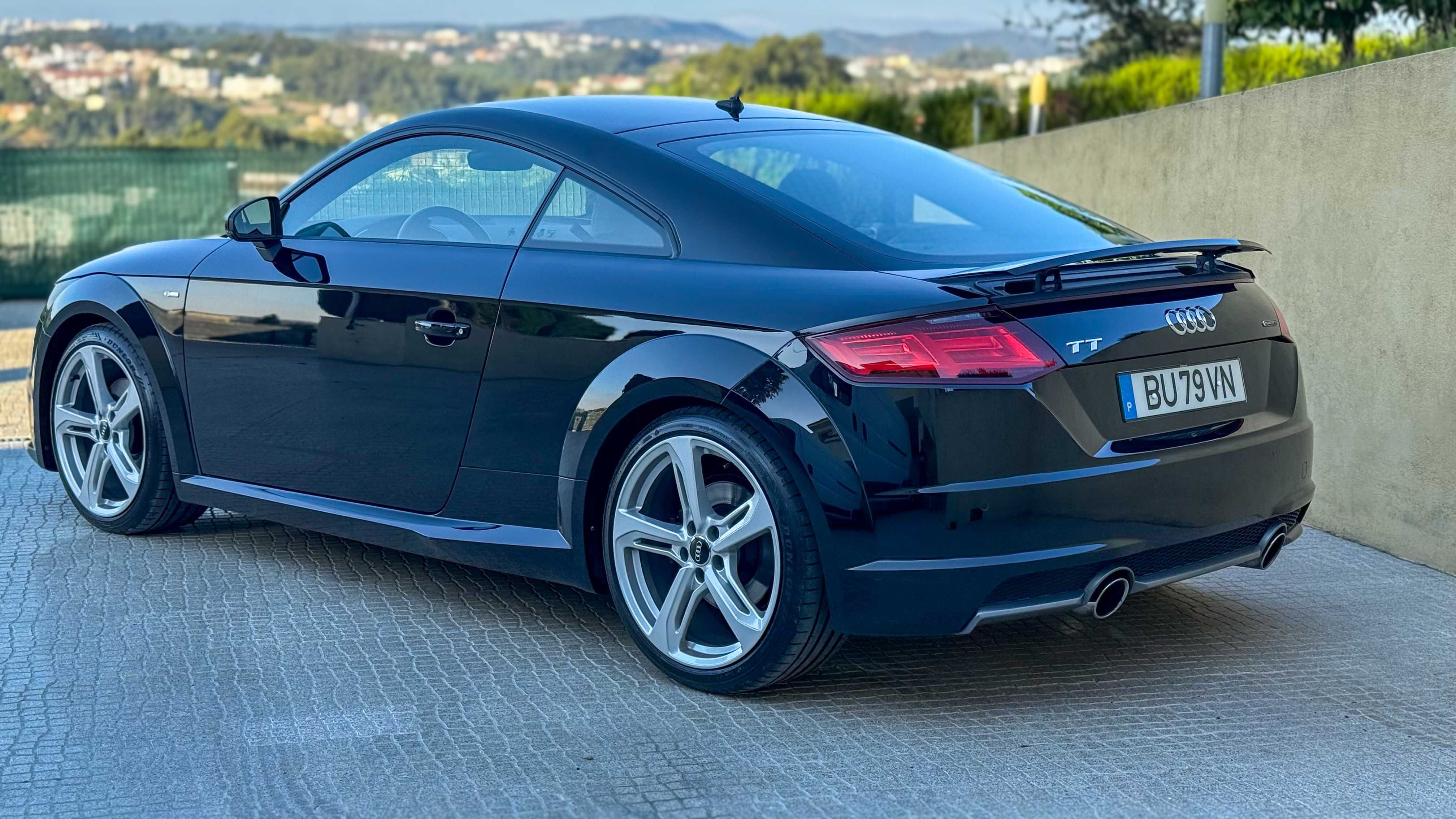 Audi TT S-line quattro 2.0 tfsi