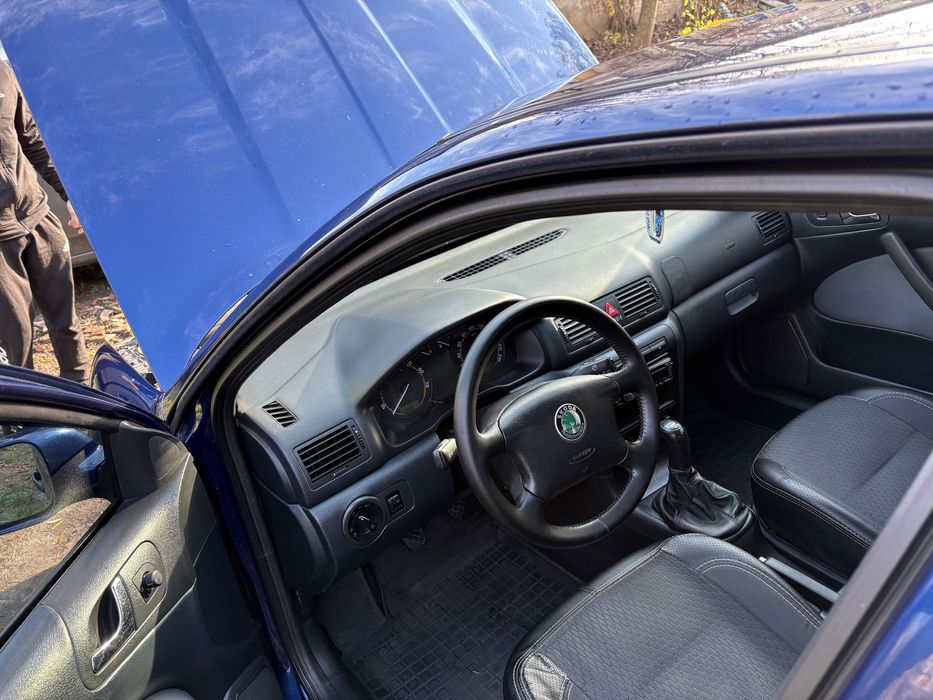 Продам Шкода Тур 1.6