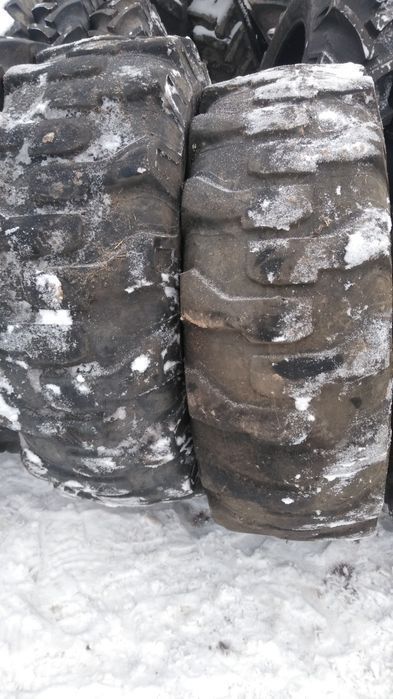 Opony przemysłowe 16.9-24 foxtires koparko ładowarka JCB case cat