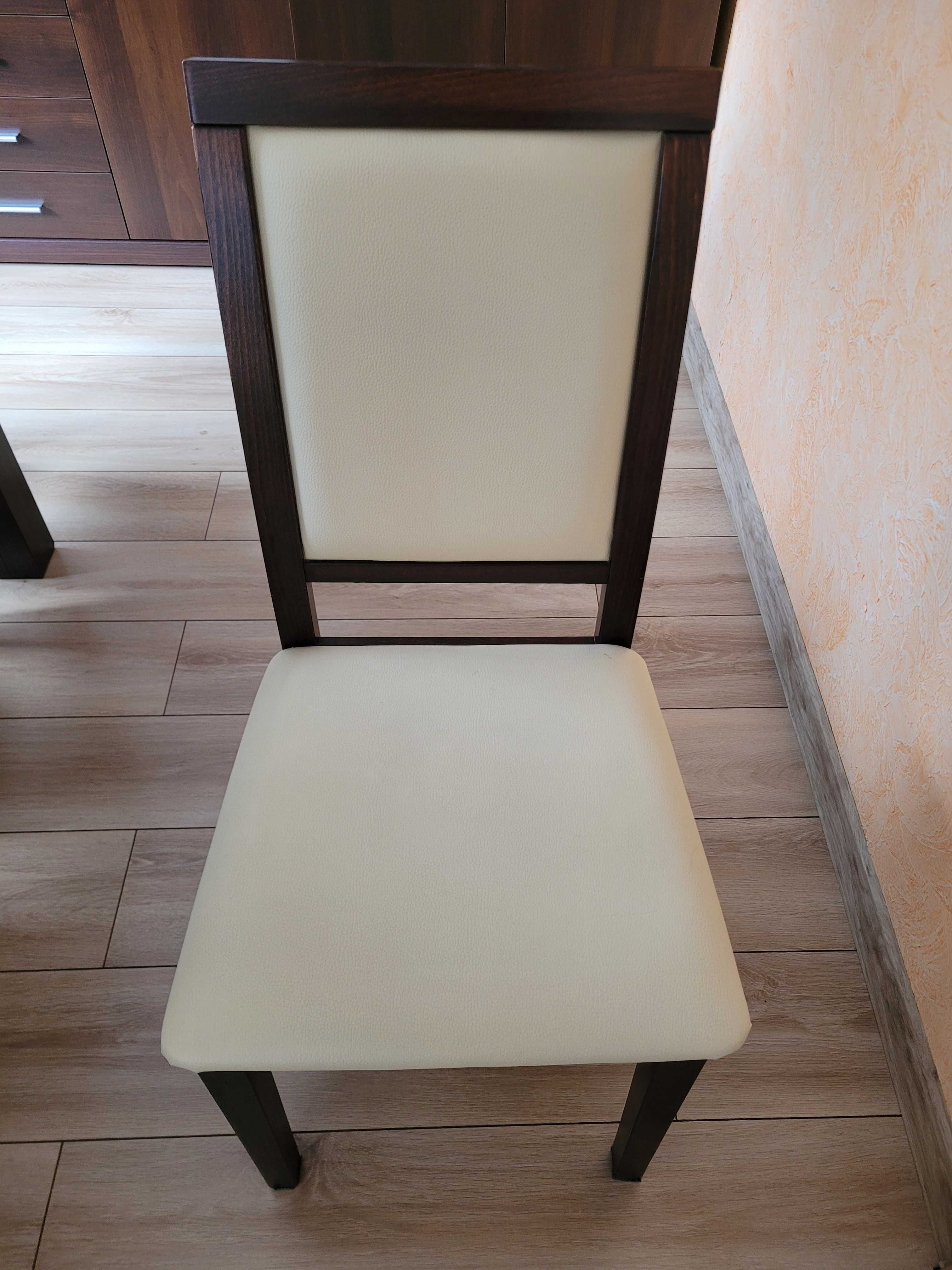 Zestaw mebli + stół z krzesłami