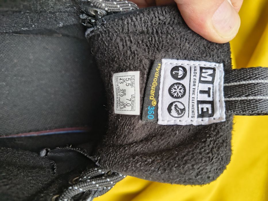 Vans, zimowe buty r. 37, prawie nowe.